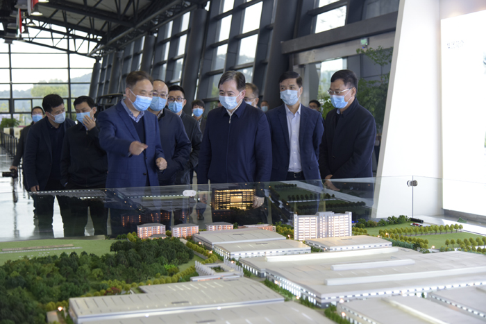 杭州市委副书记、代市长刘忻调研广发体育
