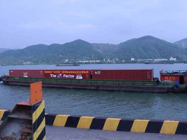 “杭叉号”海河联运班轮成功首航，又一精品航线“金名片”